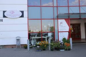 Braniewo. Kwiaciarnia Rose Wedding&Deco Kwiatomat 24h