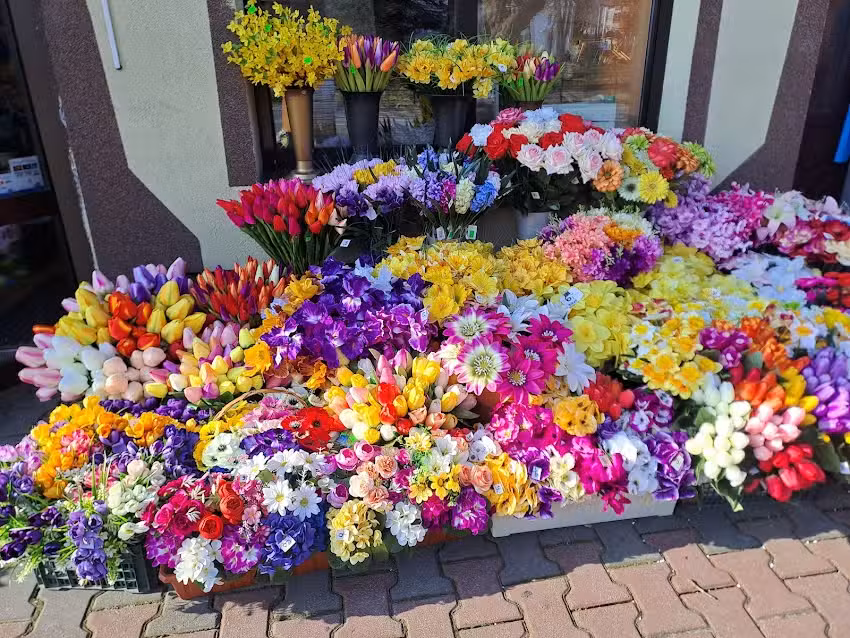 Czerniak Anna. Sprzedaż kwiatów, wieńców, upominków