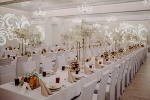 Dekoracje Ewa – Dekoracje Kwiatowe