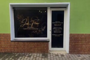JustFlower – Pracownia Florystyczno Dekoracyjna Justyna Skrzypek