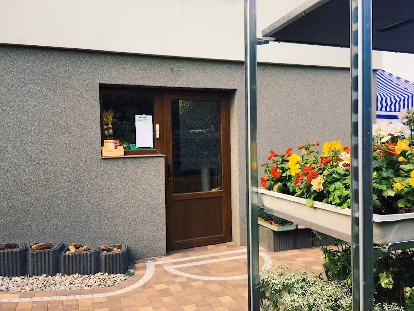 Klarecka Anna. Kwiaciarnia