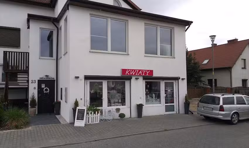 Kwiaciarnia Black Baccara