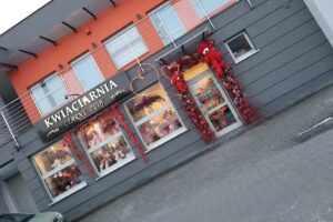 KWIACIARNIA CZARNE PĘDY