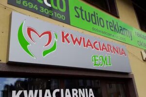 Kwiaciarnia EMI, dekorowanie kościołow