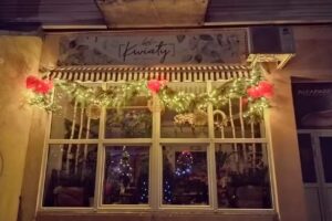 Kwiaciarnia Kwiaty na pasażu