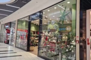 Kwiaciarnia „Kwiaty + Różności” Galeria Sudecka