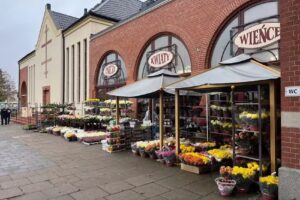 Kwiaciarnia „Kwiaty” Szczecin – Znicze, Wieńce, Wiązanki