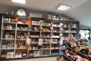 Kwiaciarnia „Ola” Łukowica Wypożyczalnia strojów