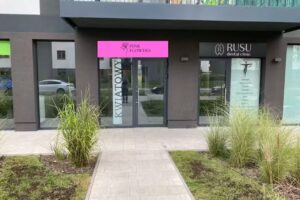 Kwiaciarnia „Pink Flowers”