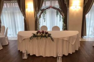 Kwiaciarnia „po schodkach”