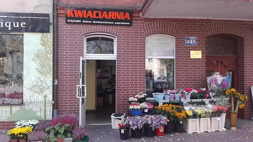 Kwiaciarnia wiązanki: ślubne, okolicznościowe i pogrzebowe
