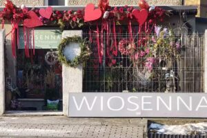 Kwiaciarnia -Wiosenna -Pracownia Florystyczna-Kraków