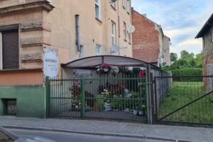 Kwiatogród. Kwiaciarnia. Gilewska T.