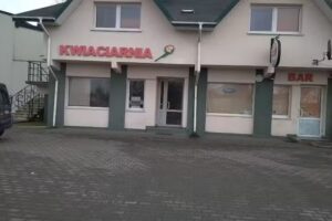 Pod Różą. Kwiaciarnia. Piejek M.