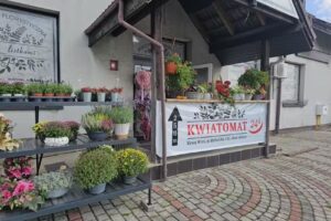 Pracownia Florystyczna Między Listkami