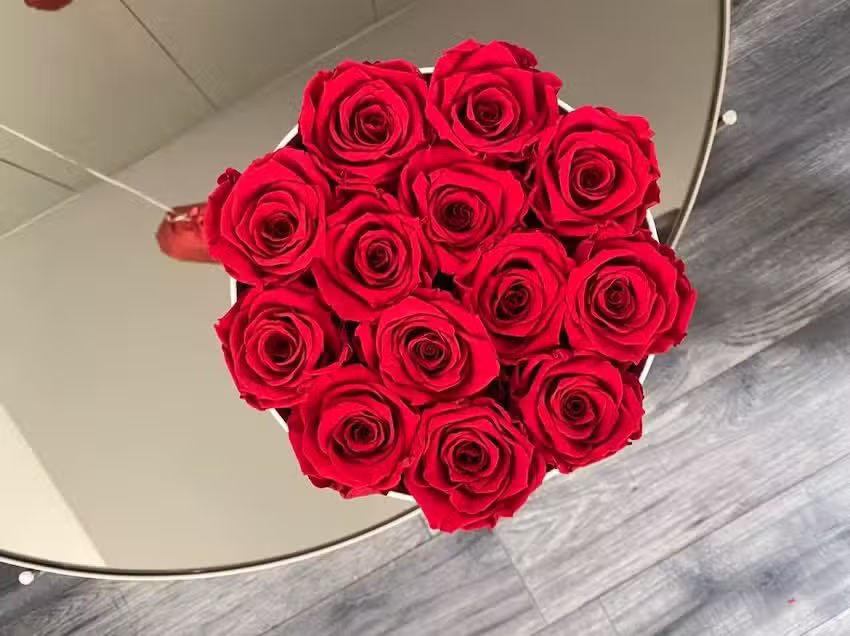 Roses Atelier Kwiaciarnia – Wieczne Róże i Flower Boxy