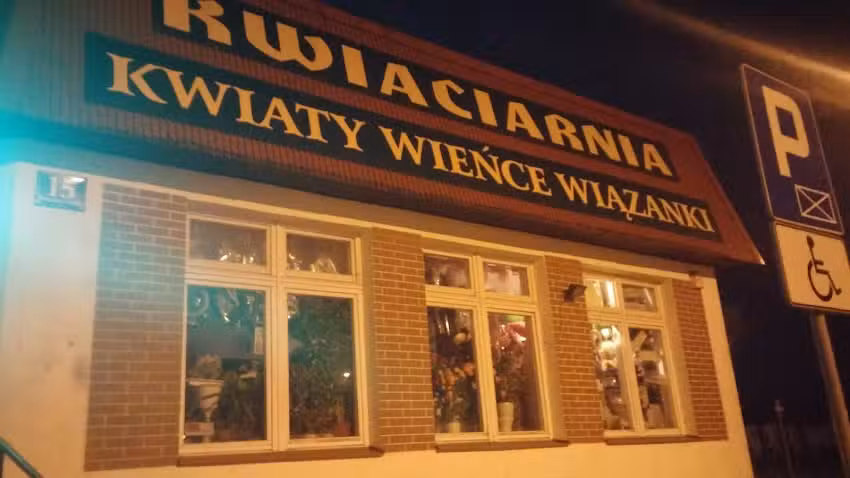 Róża Kwiaciarnia Sulkowska Florystyka Wiązanki pogrzebowe Bukiety ślubne Rośliny Kwiaty