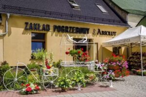 Zakład Pogrzebowy i Kwiaciarnia Absolut Cmentarz Komunalny